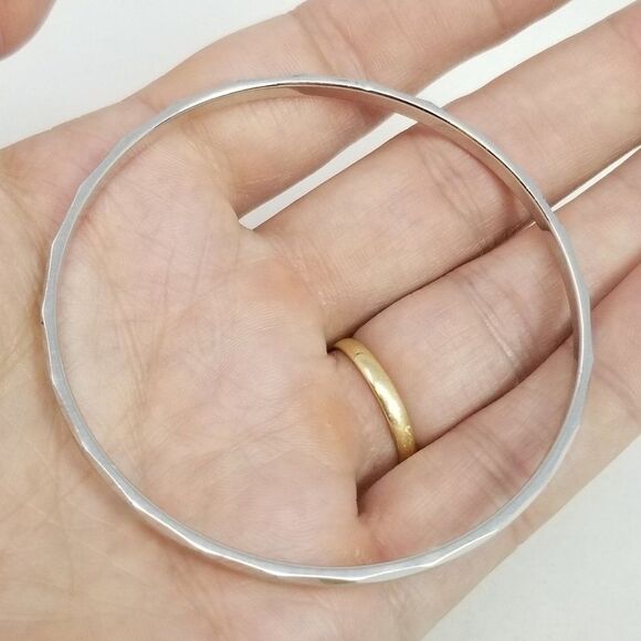 Vintage Monet Silver Tone Skinny Stacking Bangle Bracelet, Signed Estate - Picture 4 of 6